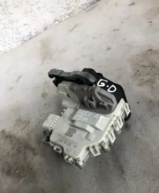 Audi A4 S4 B9 Rear door lock 8x0839016e