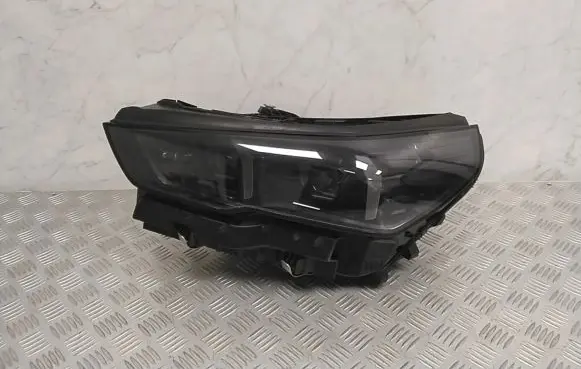 BMW 5 G60 Headlight/headlamp 5A798D7