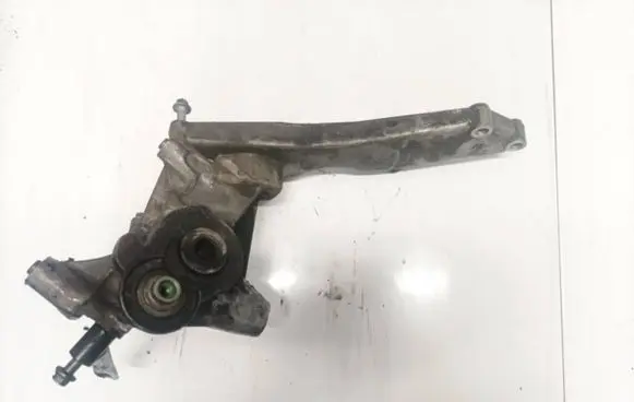 Volvo XC90 Engine mounting bracket 6g9n6028ab 6g9n-6028-ab