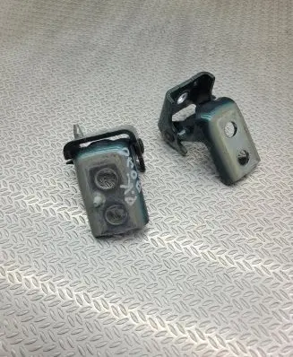 Peugeot 308 Front door hinge set 