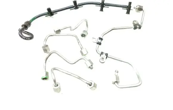 Audi A4 S4 B8 8K Fuel injector supply line/pipe 