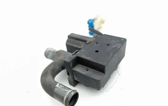Maserati Quattroporte Coolant heater control valve 
