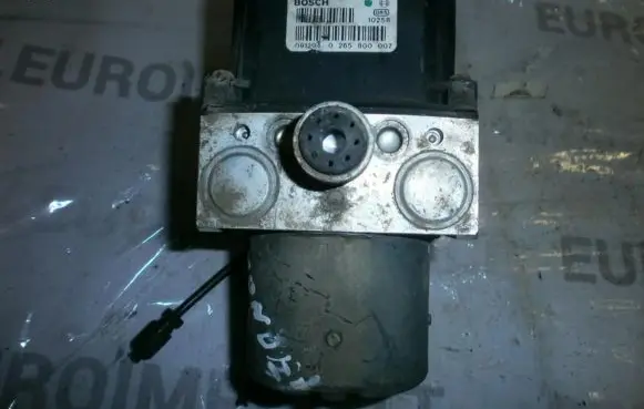 Ford Mondeo Mk III ABS Pump 0265800007 0265222015