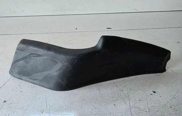 MG MG4 ev Wiper trim 10987473