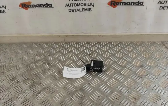Opel Vivaro Headlight level height control switch 8200379685