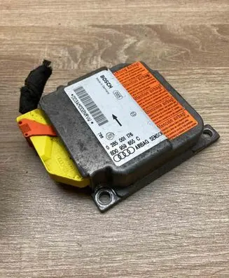Audi A4 S4 B5 8D Airbag control unit/module 8D0959655C 0285001176