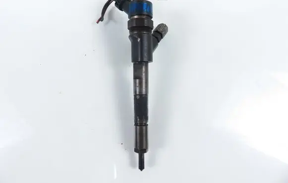 Toyota Yaris Fuel injector 2367033010 0445110085
