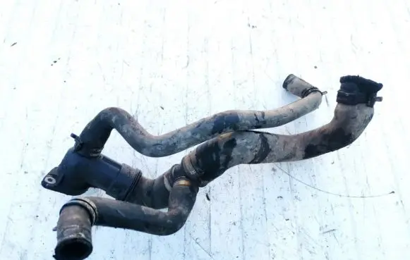 Mercedes-Benz ML W164 Engine coolant pipe/hose