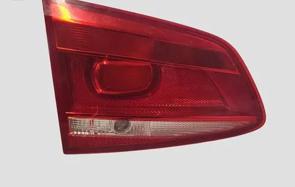 Volkswagen PASSAT B7 Tailgate rear/tail lights 3AF945093J 605511 605621