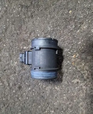 Chevrolet Captiva Mass air flow meter