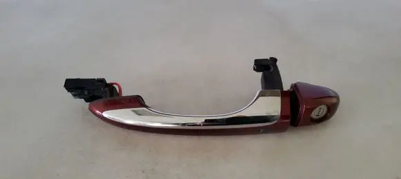 Chrysler 200 Front door exterior handle 