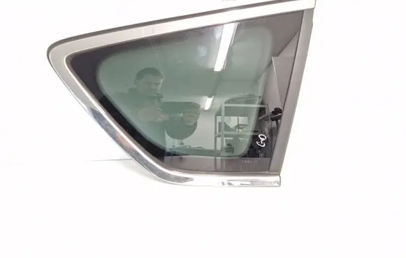 Ford S-MAX Rear side window 43R002092 EM2BR29700AB
