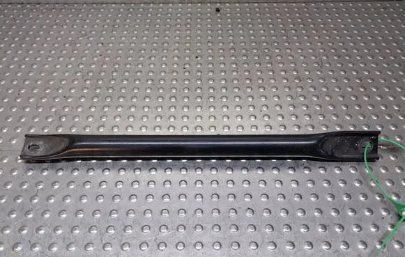 BMW 6 F12 F13 Front strut bar 7180318 S27705570
