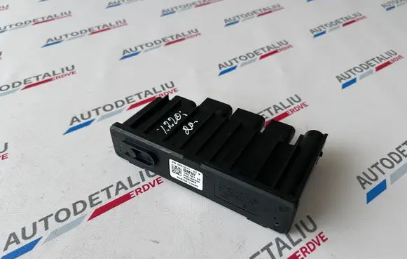 BMW X1 F48 F49 Power management control unit 8661071 12638661071