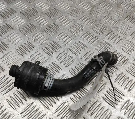 Volvo XC90 Engine coolant pipe/hose 31404449