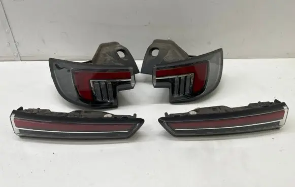 Opel Mokka B Rear/tail lights set 9833721980 9833721880 9833944480