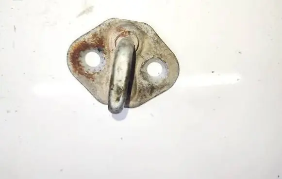 Mazda 5 Front door lock loop/hook striker 