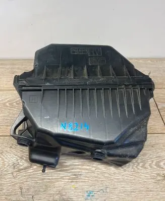 Lexus ES 250 - 300 - 330 Air filter box 1781237040