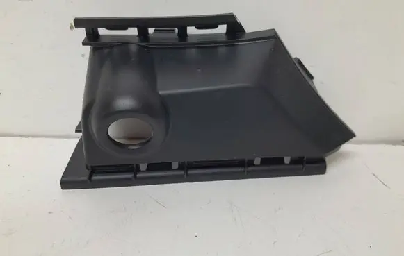 Mercedes-Benz CLA C117 X117 W117 Front tow hook cap/cover A1178857800