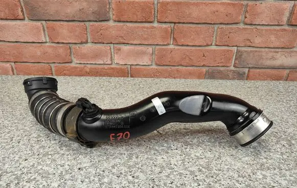 BMW X5 E70 Intercooler hose/pipe 7810317