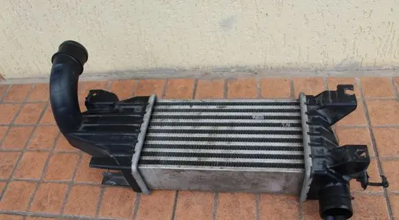 Opel Meriva A Intercooler radiator 13128926