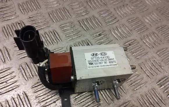 KIA Niro Coolant heater control valve 97725K4100