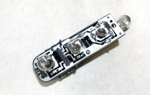 Mercedes-Benz C W203 Tail light bulb cover holder 15163100