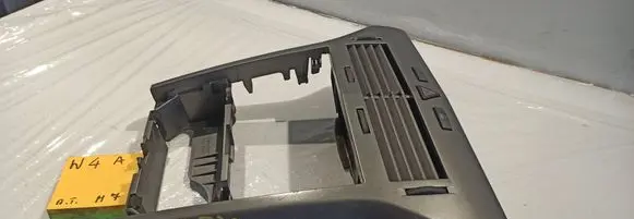 Opel Astra H Dash center air vent grill 13190635