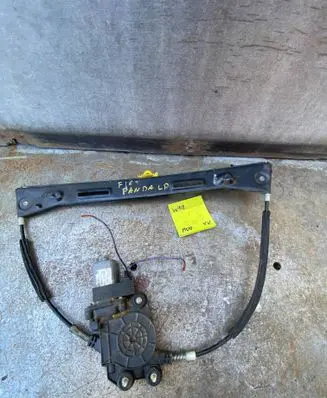 Fiat Panda II Front door window regulator with motor 