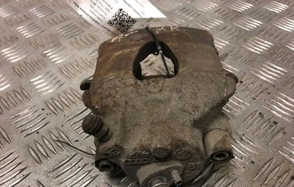 Volkswagen Golf V Front brake caliper
