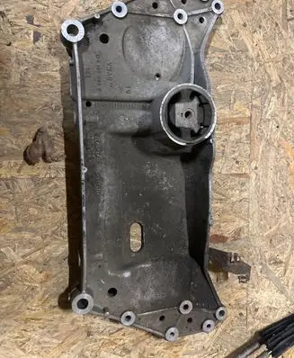 Volkswagen Golf Plus Front subframe 1K0199369F