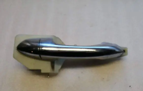 KIA Carens III Front door exterior handle