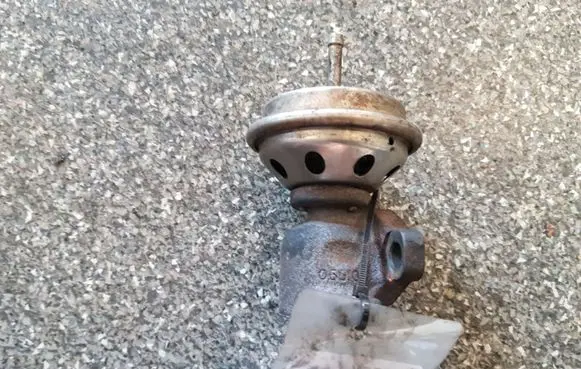 Audi A4 S4 B5 8D EGR valve 0281311501E