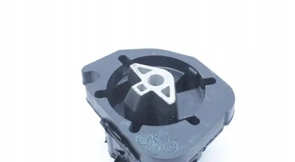 BMW X6 E71 Gearbox mount 6864675