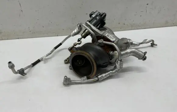 BMW 2 F44 Turbo 9845811