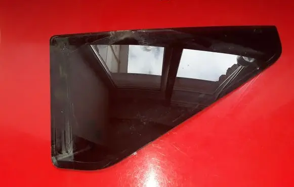 Hyundai Santa Fe Rear vent window glass 43R000385 E000008