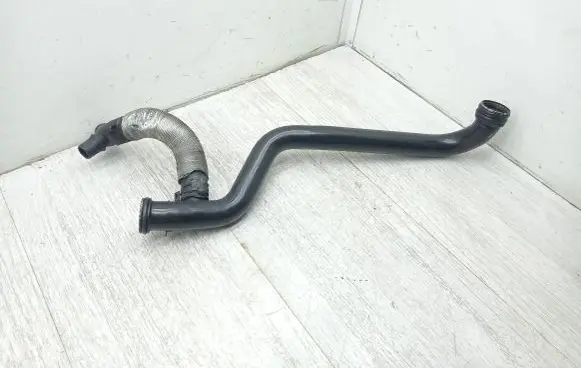 Ford Mondeo MK IV Engine coolant pipe/hose