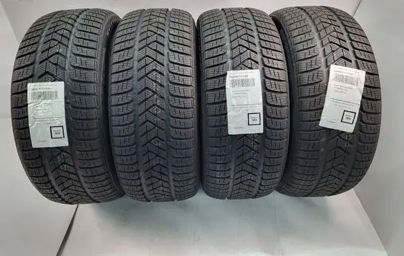 Genesis G70 R19 winter tire 