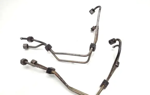 Peugeot Expert Fuel injector supply line/pipe 