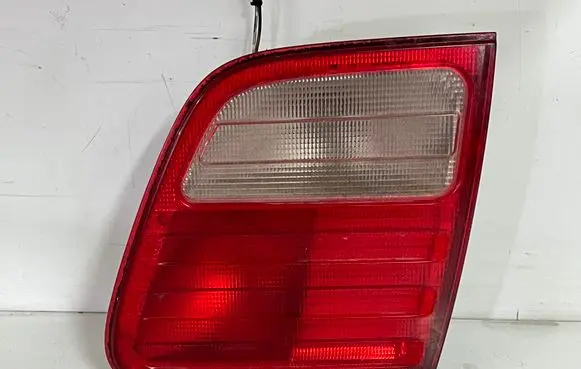 Mercedes-Benz E W210 Tailgate rear/tail lights A2108202464