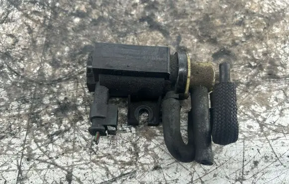 Mercedes-Benz E W212 Turbo solenoid valve A0091533128