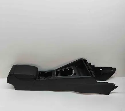 Volkswagen Golf VIII Center console 5H0862531 5H0863241A