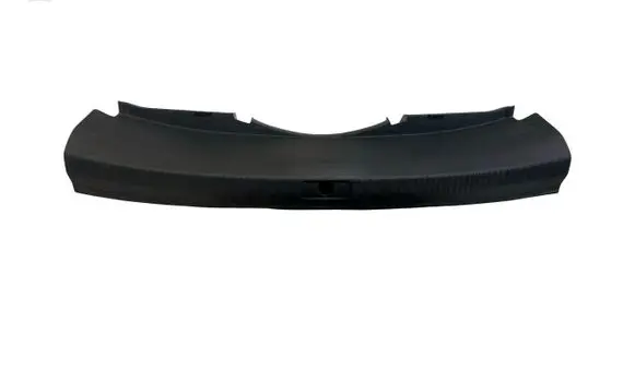 Trunk/boot sill cover protection
