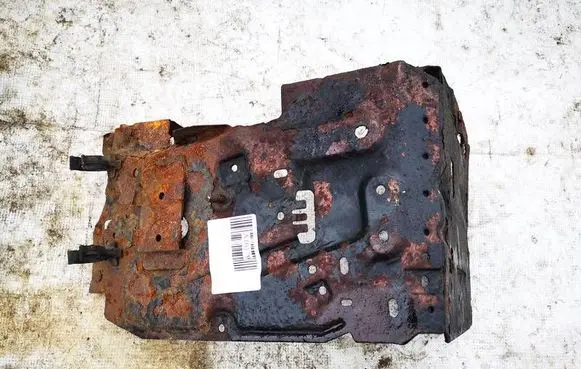 Battery bracket