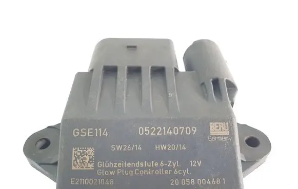 Mercedes-Benz R W251 Glow plug pre-heat relay 0522140709