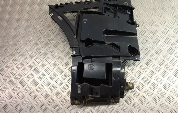 BMW X3 G01 Bumper support mounting bracket corner 7400667