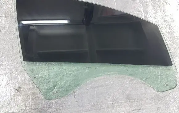 Ford Fusion II Front door window glass four-door DS73F21410A 43R004530