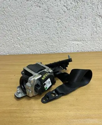 Mercedes-Benz GLC X253 C253 Front seatbelt 635374900A D5556
