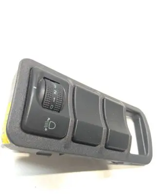 Hyundai Trajet Headlight level height control switch 751U900802 20611