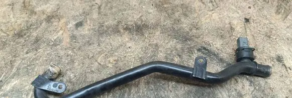 Volkswagen PASSAT CC Engine coolant pipe/hose 5N0121065